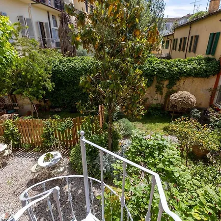 Secret Garden Couette-café Florence