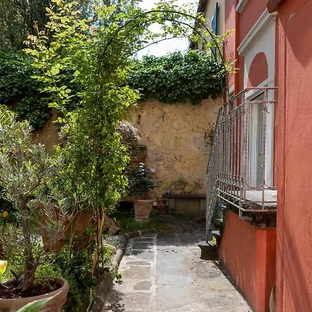 Secret Garden Couette-café Florence