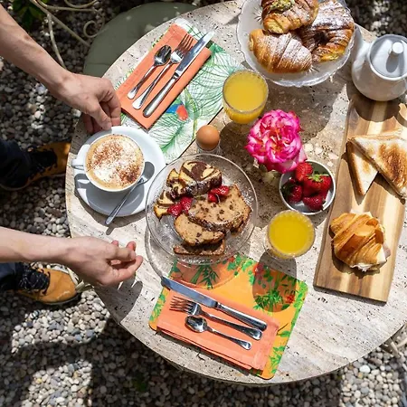 Secret Garden 4* Florence