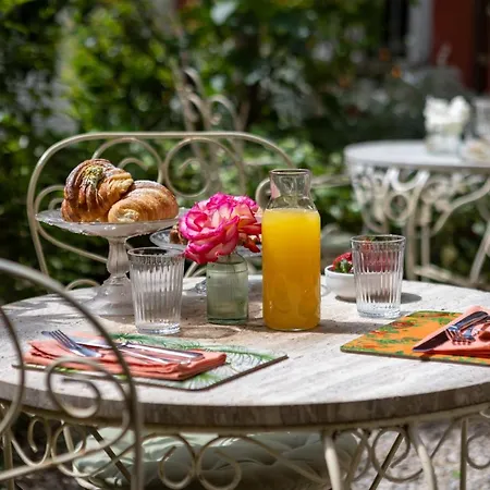 Secret Garden 4* Florence