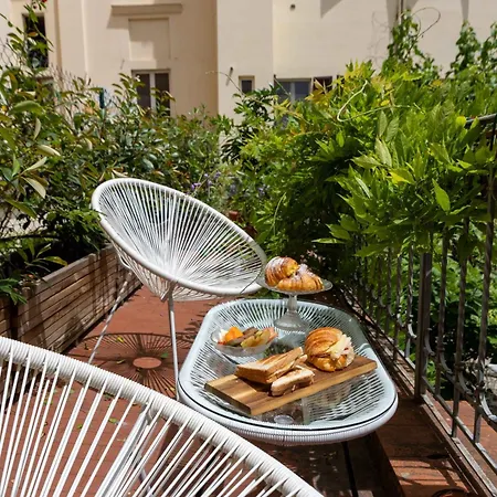 Bed & Breakfast Secret Garden