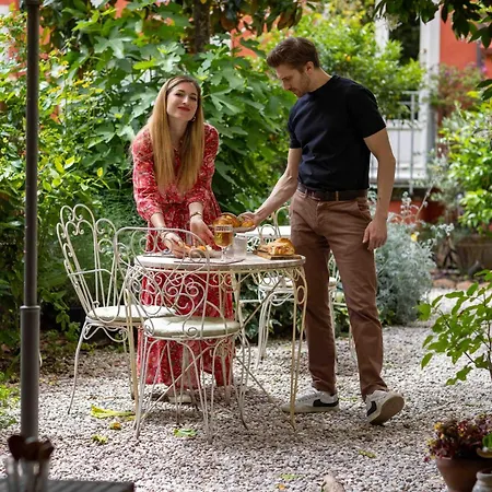 Secret Garden Bed & Breakfast